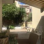 Cozy House In ארגוסטולי