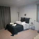 Cozy House In בית נופש *