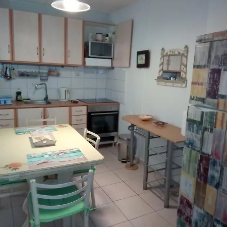 Cozy House In * Argostoli (Kefalonia)